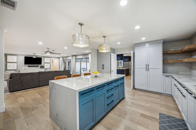 5339 Rutherglenn Drive, Houston, TX 77096