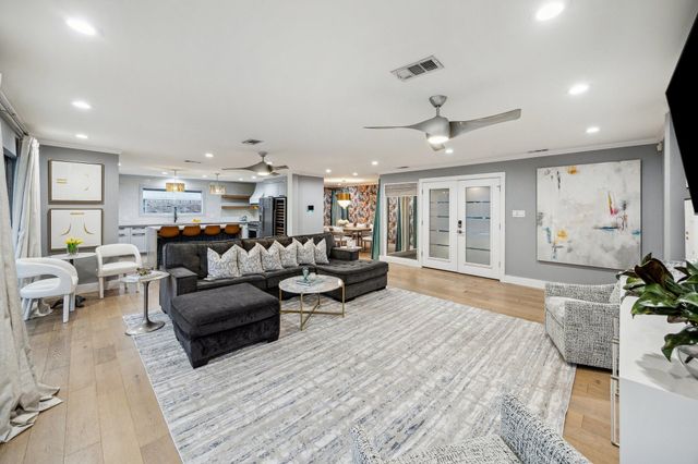 5339 Rutherglenn Drive, Houston, TX 77096