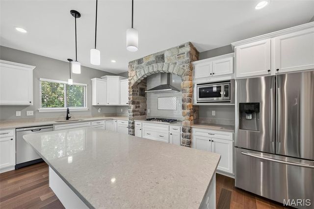 316 Chestnut Creek Circle, O'fallon, MO 63368