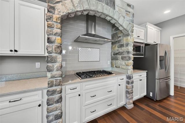 316 Chestnut Creek Circle, O'fallon, MO 63368