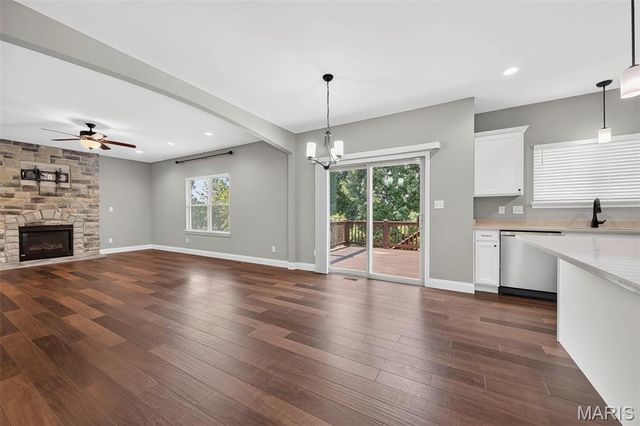 316 Chestnut Creek Circle, O'fallon, MO 63368