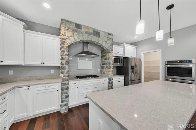 316 Chestnut Creek Circle, O'fallon, MO 63368