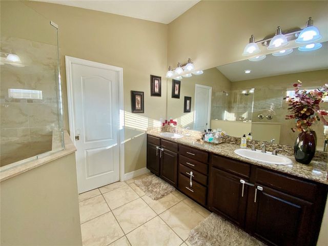 10812 ANCIENT FUTURES DRIVE, Tampa, FL 33647