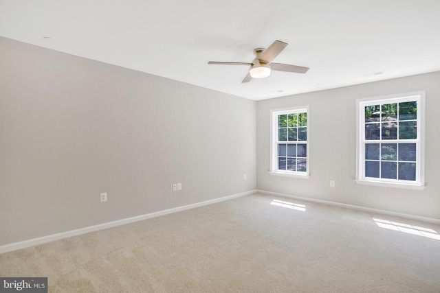 8 E POPLAR LN, Indian Head, MD 20640