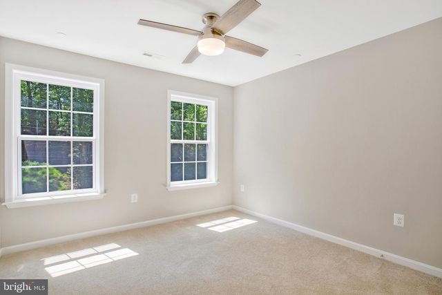 8 E POPLAR LN, Indian Head, MD 20640