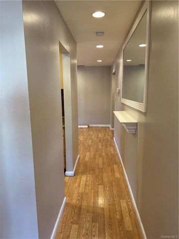 1 Brook Drive 21, Washingtonville, NY 10992