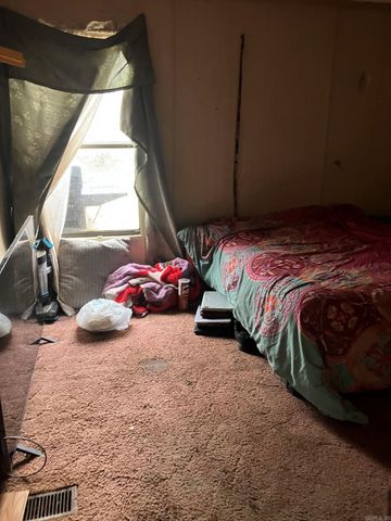 1100 3Rd St Street, Mena, AR 71953