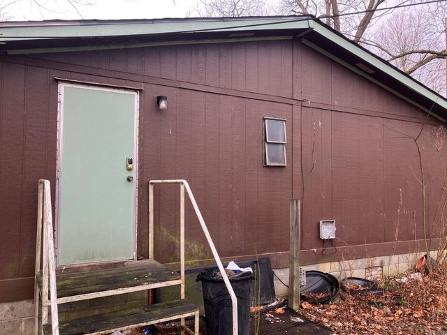 1100 3Rd St Street, Mena, AR 71953