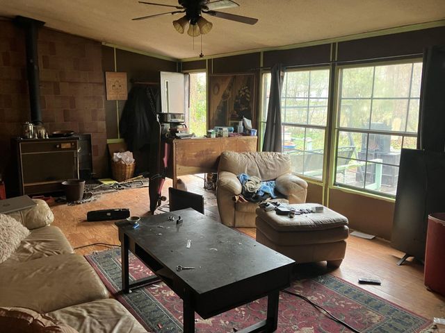 1100 3Rd St Street, Mena, AR 71953