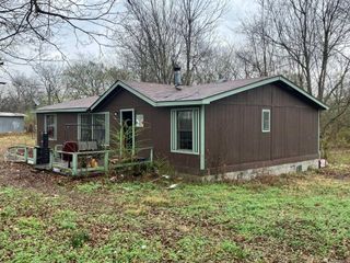 1100 3Rd St Street, Mena, AR 71953