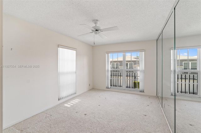 1194 Hillsboro Mile 33, Hillsboro Beach, FL 33062
