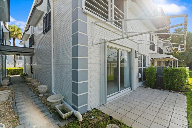 1194 Hillsboro Mile 33, Hillsboro Beach, FL 33062