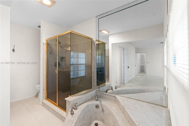 1194 Hillsboro Mile 33, Hillsboro Beach, FL 33062