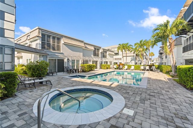 1194 Hillsboro Mile 33, Hillsboro Beach, FL 33062