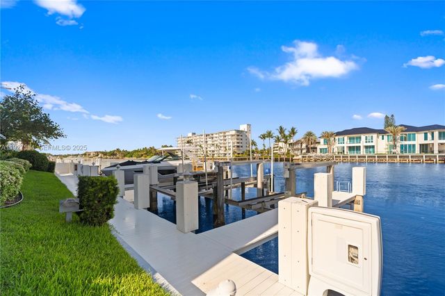 1194 Hillsboro Mile 33, Hillsboro Beach, FL 33062