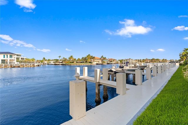 1194 Hillsboro Mile 33, Hillsboro Beach, FL 33062