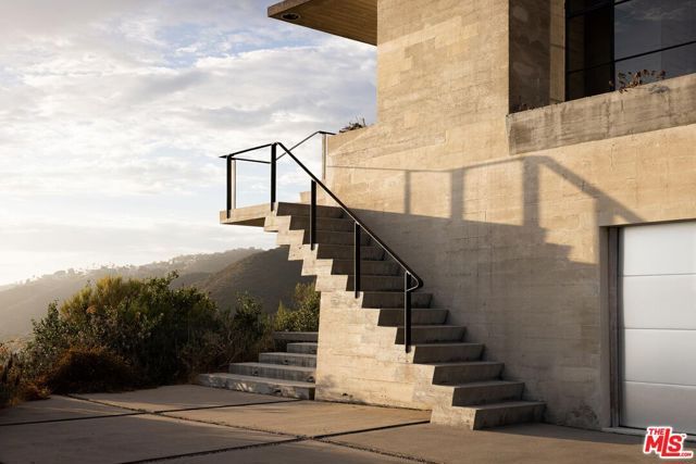 31172 Ceanothus Drive, Laguna Beach, CA 92651