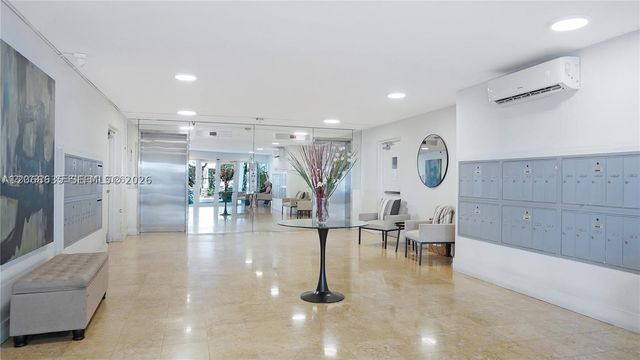 1750 James Ave 9J, Miami Beach, FL 33139