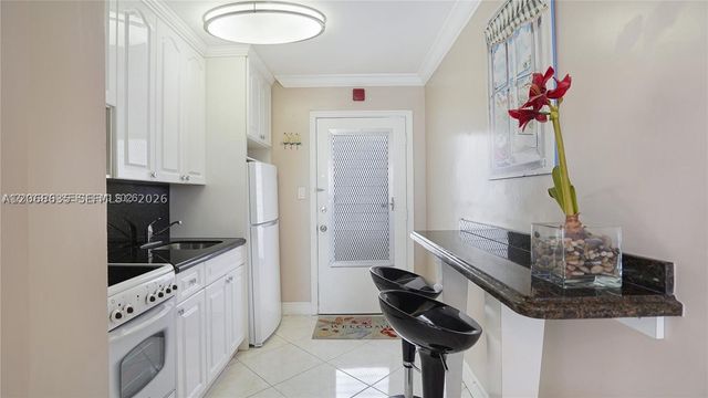 1750 James Ave 9J, Miami Beach, FL 33139