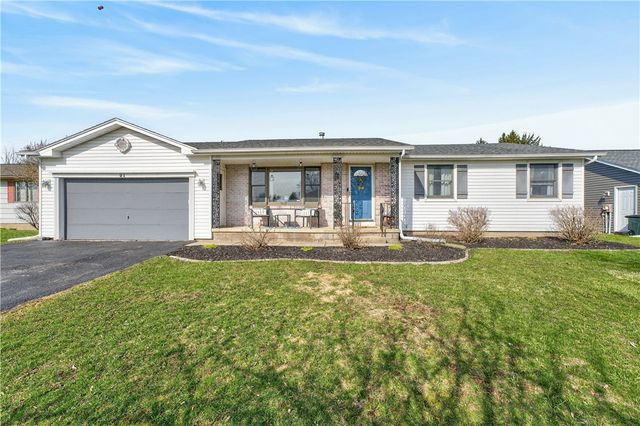 91 Emerald Point, Chili, NY 14624