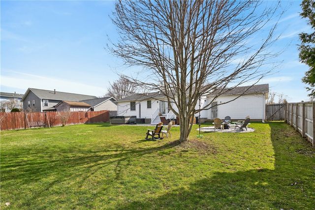 91 Emerald Point, Chili, NY 14624