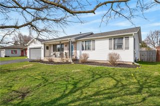 91 Emerald Point, Chili, NY 14624