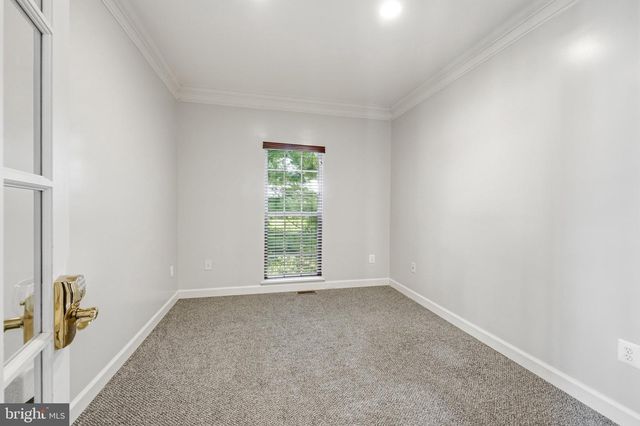 2148 CHESTNUT LN, Frederick, MD 21702