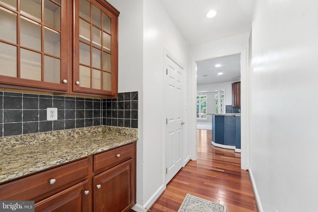 2148 CHESTNUT LN, Frederick, MD 21702