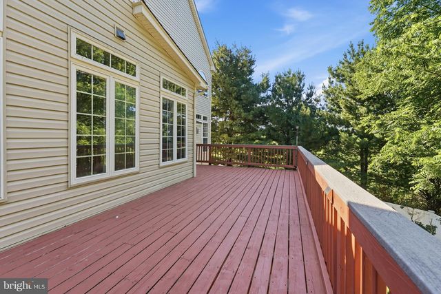 2148 CHESTNUT LN, Frederick, MD 21702