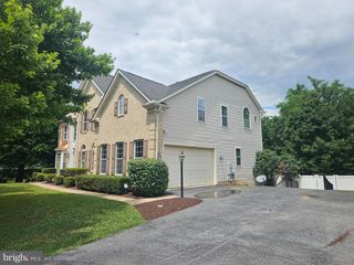 2148 CHESTNUT LN, Frederick, MD 21702