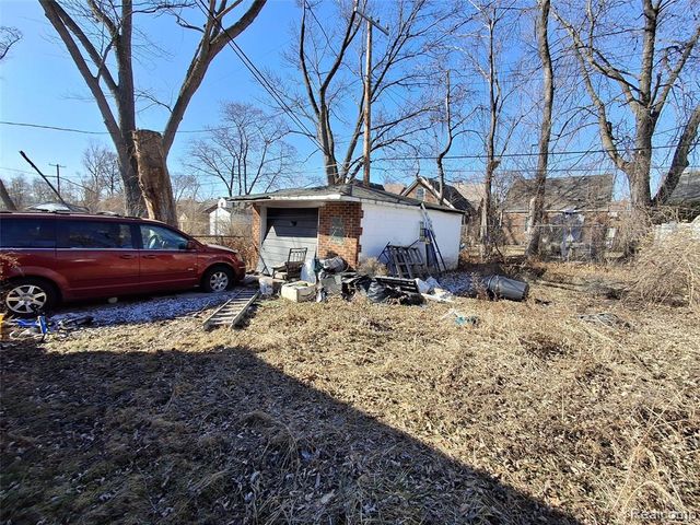 8575 Sussex Street, Detroit, MI 48228