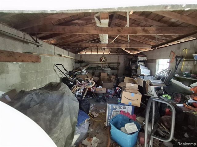 8575 Sussex Street, Detroit, MI 48228