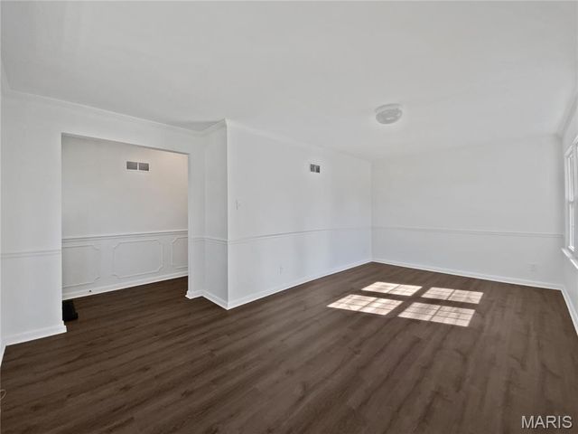 120 Birchwood Drive, Ballwin, MO 63011