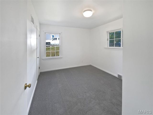 120 Birchwood Drive, Ballwin, MO 63011