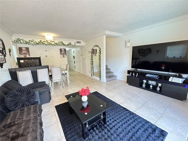 8500 SW 109th Avenue 6-220, Miami, FL 33173