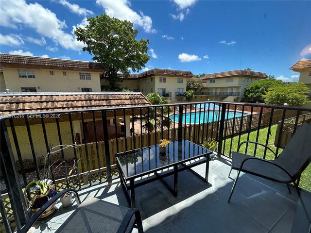 8500 SW 109th Avenue 6-220, Miami, FL 33173
