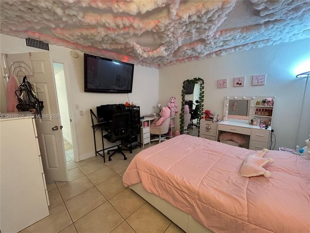 8500 SW 109th Avenue 6-220, Miami, FL 33173