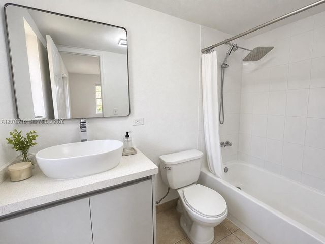 8500 SW 109th Avenue 6-220, Miami, FL 33173