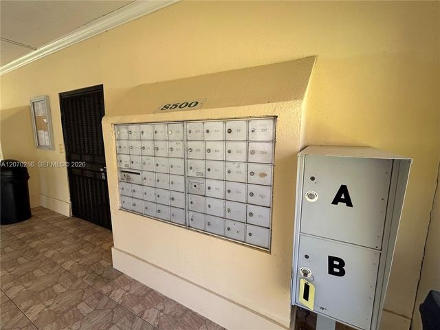 8500 SW 109th Avenue 6-220, Miami, FL 33173