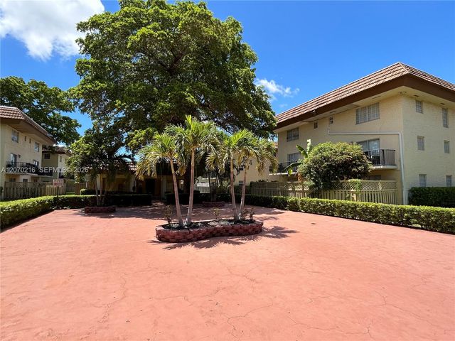 8500 SW 109th Avenue 6-220, Miami, FL 33173