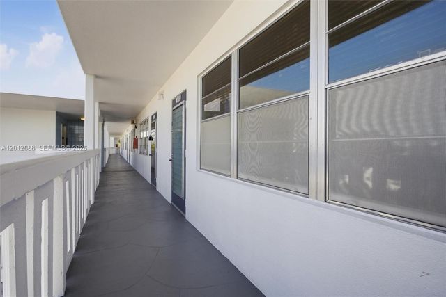 4012 Newport G 4012, Deerfield Beach, FL 33442