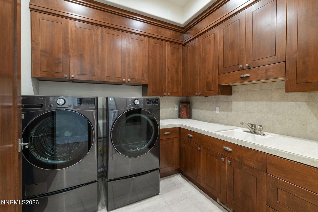 Image 40 of property listing at 3047 Palmer Pointe Court, Reno, NV 89511