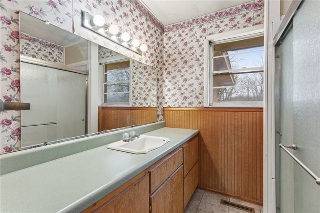 5483 Har Ber Avenue, Springdale, AR 72762