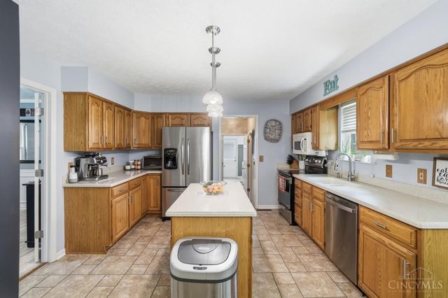 7013 Raspberry Ridge, Liberty Twp, OH 45011