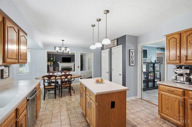 7013 Raspberry Ridge, Liberty Twp, OH 45011