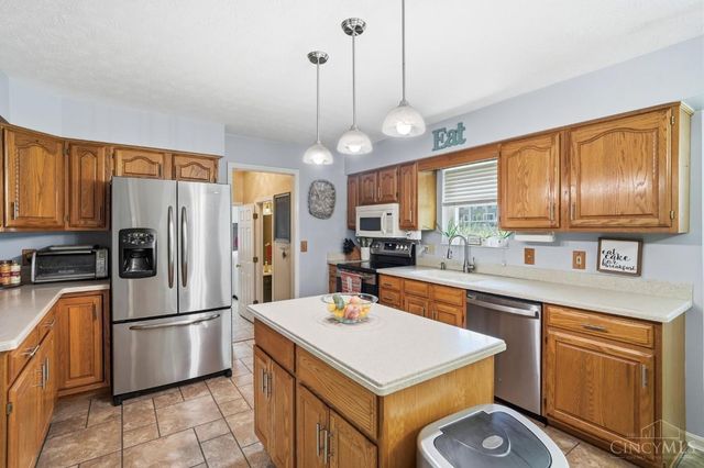 7013 Raspberry Ridge, Liberty Twp, OH 45011