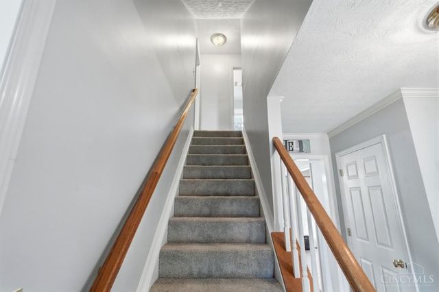 7013 Raspberry Ridge, Liberty Twp, OH 45011