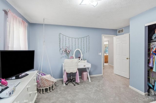 7013 Raspberry Ridge, Liberty Twp, OH 45011