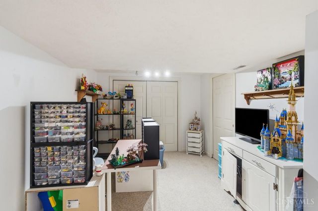 7013 Raspberry Ridge, Liberty Twp, OH 45011