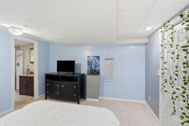 7013 Raspberry Ridge, Liberty Twp, OH 45011